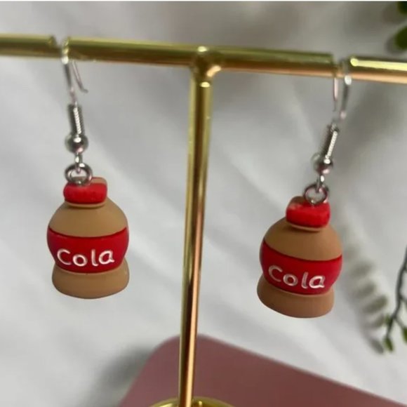⭐️❤️ FREE Soda Coke Coca Cola Bottle Drink Graphic Art Artsy Pop Drop Earrings - Picture 1 of 6